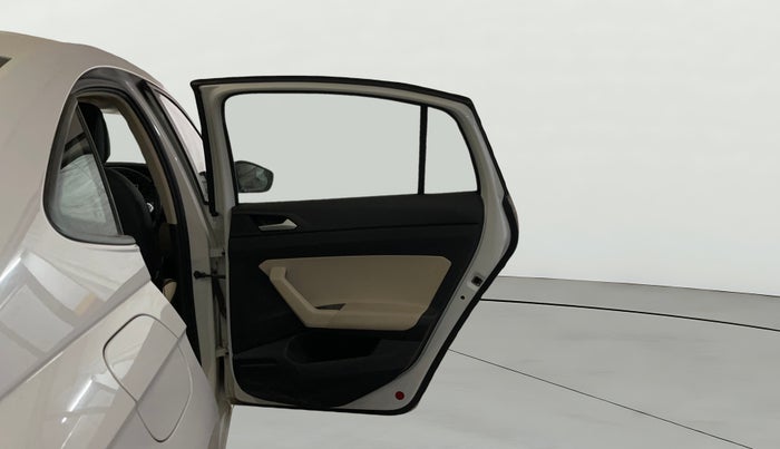 2024 Volkswagen VIRTUS HIGHLINE TSI 1.0 MT, Petrol, Manual, 55,152 km, RHS Rear Door