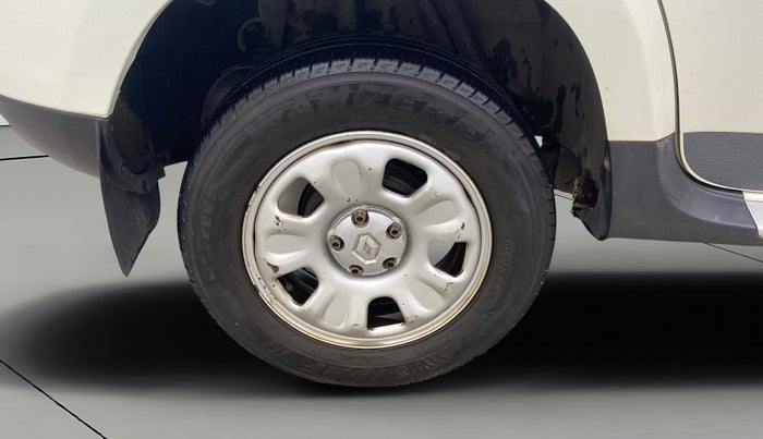 2014 Renault Duster 85 PS RXE DIESEL, Diesel, Manual, 75,390 km, Right Rear Wheel