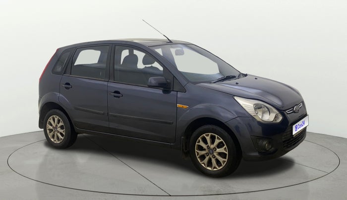 2013 Ford Figo TITANIUM 1.2 PETROL, Petrol, Manual, 28,990 km, Right Front Diagonal