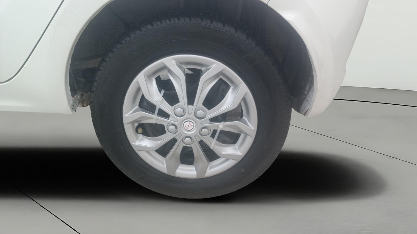 2019 Tata Tiago XZ PETROL, Petrol, Manual, 54,578 km, Left Rear Wheel