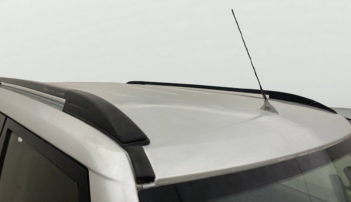 2016 Mahindra TUV300 T8, Diesel, Manual, 1,19,162 km, Roof