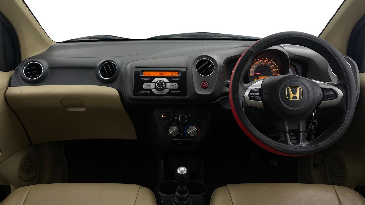 2013 Honda Brio S MT, Petrol, Manual, 57,028 km, Dashboard