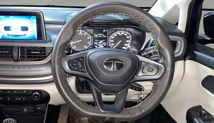 2024 Tata ALTROZ XM PLUS PETROL, Petrol, Manual, 9,185 km, Steering Wheel Close Up