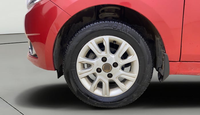 2017 Tata Tiago XZA PETROL, Petrol, Automatic, 37,379 km, Left Front Wheel