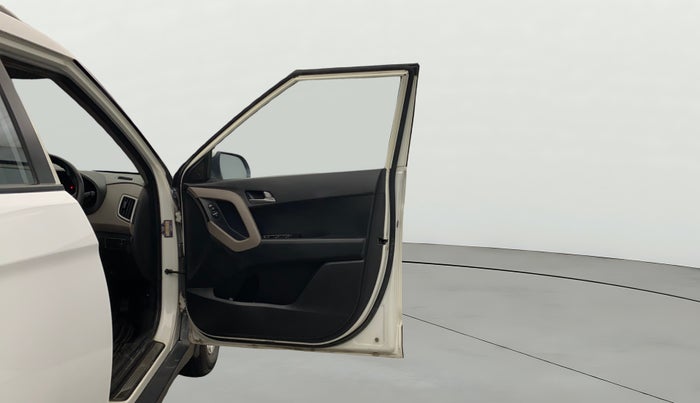 2016 Hyundai Creta SX PLUS 1.6 PETROL, Petrol, Manual, 57,615 km, RHS Front Door