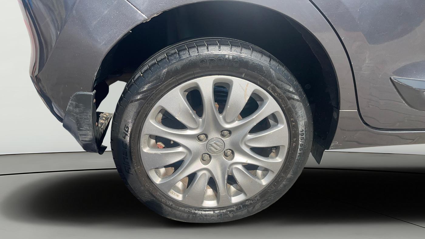 2017 Maruti Baleno ALPHA PETROL 1.2, Petrol, Manual, 71,687 km, Right Rear Wheel