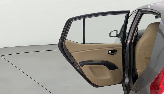 2013 Hyundai i10 SPORTZ 1.2 AT, Petrol, Automatic, 1,00,495 km, LHS Rear Door