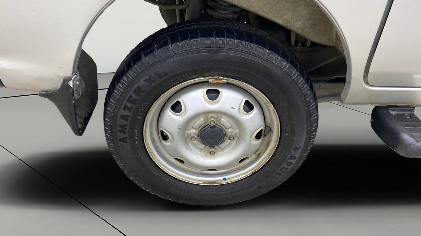 2014 Maruti Eeco 5 STR WITH A/C+HTR, Petrol, Manual, 30,148 km, Right Rear Wheel