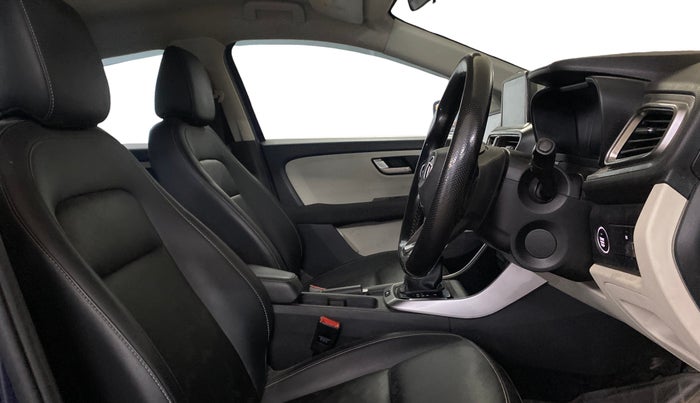 2022 Tata ALTROZ XZA PLUS, Petrol, Automatic, 45,031 km, Right Side Front Door Cabin