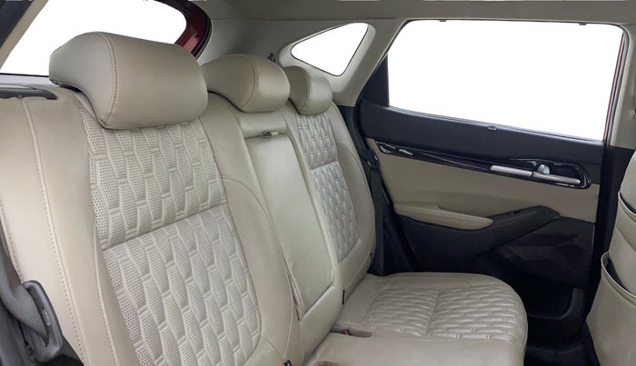 2019 KIA SELTOS HTX IVT 1.5 PETROL, Petrol, Automatic, 1,30,104 km, Right Side Rear Door Cabin