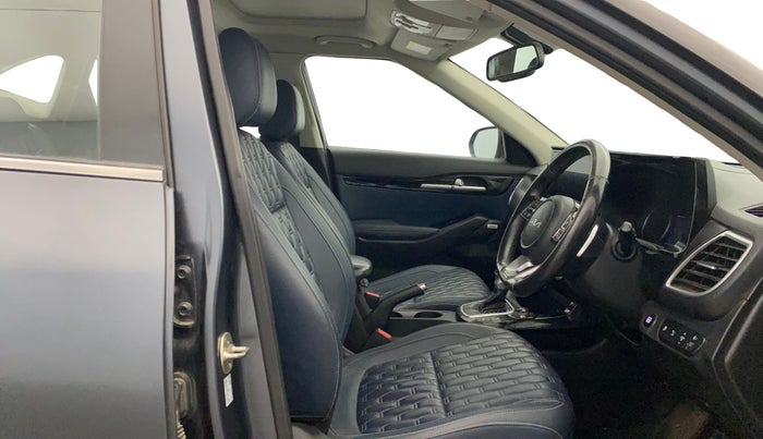 2021 KIA SELTOS X LINE 1.5 DIESEL AT, Diesel, Automatic, 65,474 km, Right Side Front Door Cabin