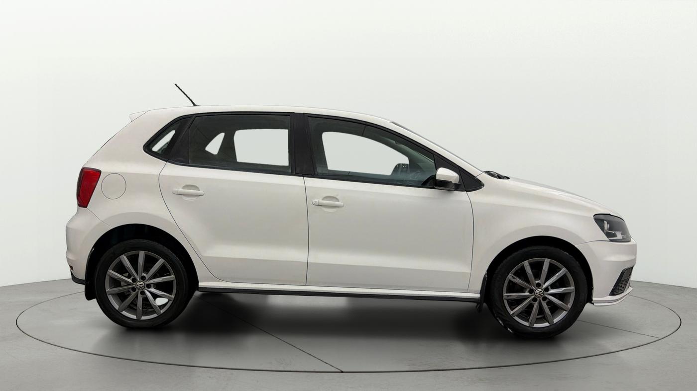 2020 Volkswagen Polo HIGHLINE PLUS 1.0, Petrol, Manual, 1,15,234 km, Right Side View
