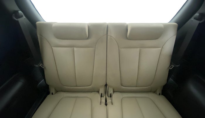 2013 Hyundai Santa Fe 4 WD AT, Diesel, Automatic, 1,22,204 km, Third Seat Row ( optional )