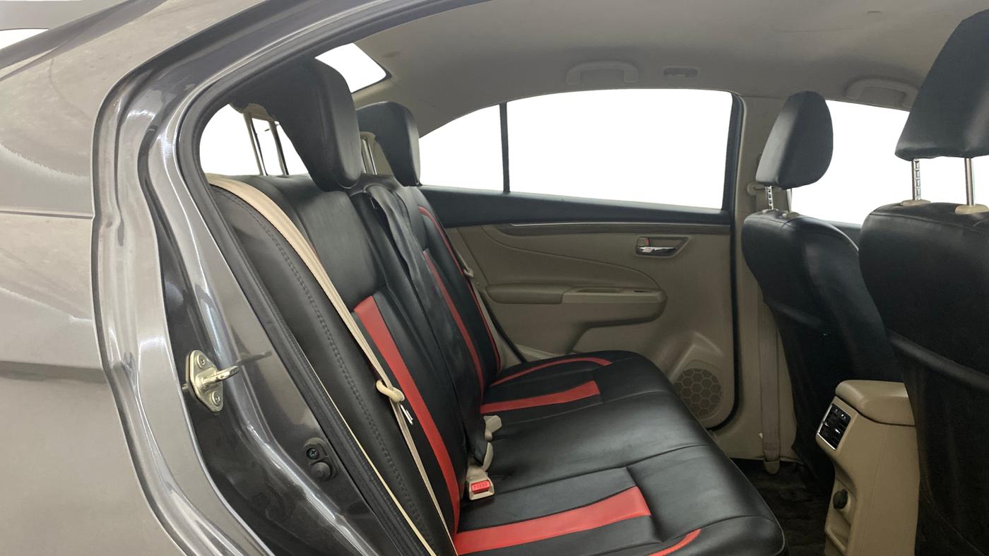 2022 Maruti Ciaz ZETA AT 1.5  SHVS PETROL, Petrol, Automatic, 40,825 km, Right Side Rear Door Cabin
