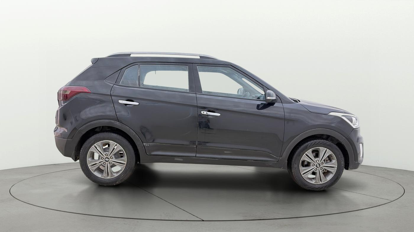 2016 Hyundai Creta SX PLUS AT 1.6 PETROL, Petrol, Automatic, 83,829 km, Right Side View