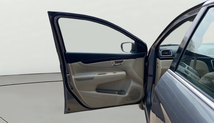 2018 Maruti Ciaz DELTA 1.4 AT PETROL, Petrol, Automatic, 92,774 km, LHS Front Door