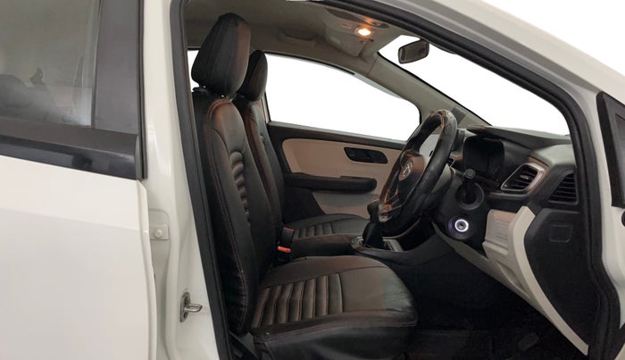 2021 Tata ALTROZ XE PETROL, Petrol, Manual, 17,222 km, Right Side Front Door Cabin