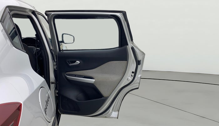 2022 Nissan MAGNITE XL, Petrol, Manual, 27,196 km, RHS Rear Door