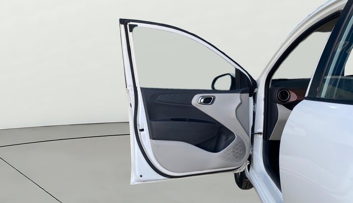 2022 Hyundai AURA SX 1.2, Petrol, Manual, 51,185 km, LHS Front Door