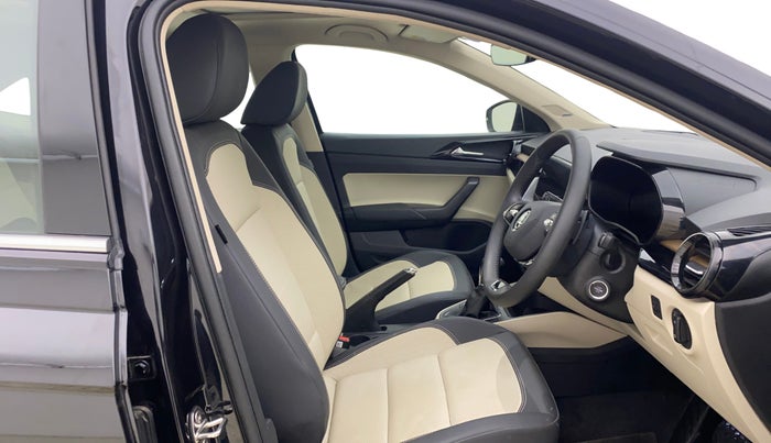 2025 Skoda SLAVIA Prestige 1.0L TSI AT, Petrol, Automatic, 2,570 km, Right Side Front Door Cabin