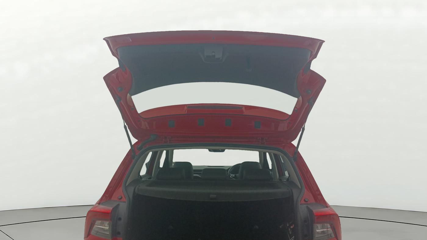 2022 Skoda KUSHAQ STYLE 1.0L TSI AT (6 AIRBAGS), Petrol, Automatic, 22,517 km, Boot Door Open