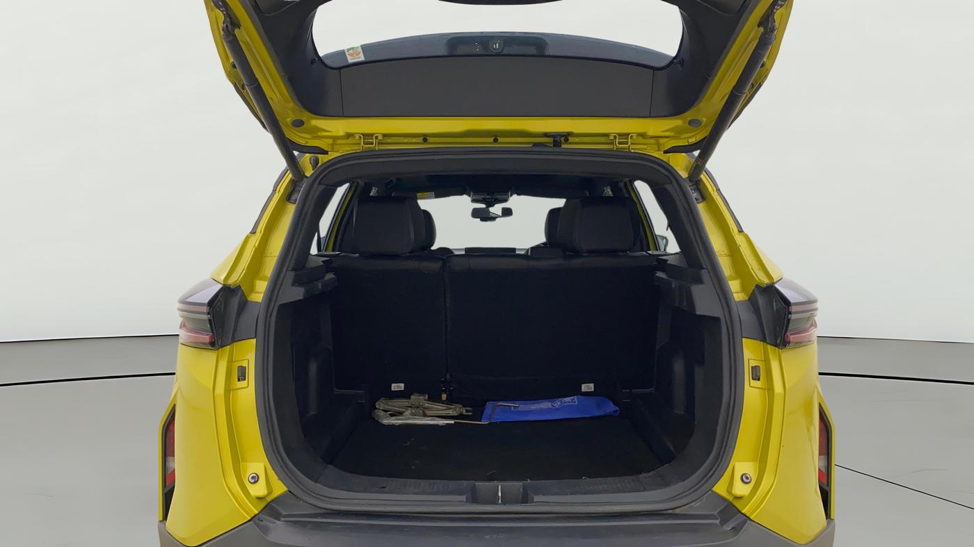 2023 Tata Harrier FEARLESS PLUS DUAL TONE AT, Diesel, Automatic, 27,867 km, Boot Open Zoomed View