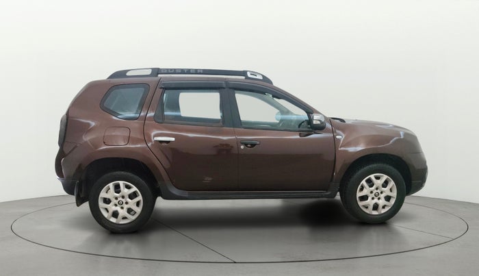 2019 Renault Duster 85 PS RXS MT DIESEL, Diesel, Manual, 1,17,943 km, Right Side View