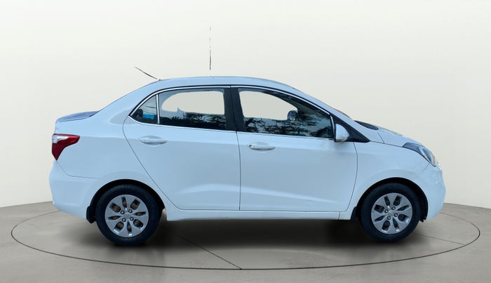 2018 Hyundai Xcent S 1.2, CNG, Manual, 1,22,642 km, Right Side View