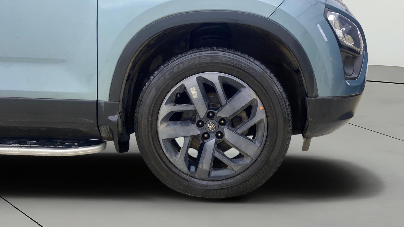 2021 Tata Safari XZA PLUS, Diesel, Automatic, 60,618 km, Right Front Wheel