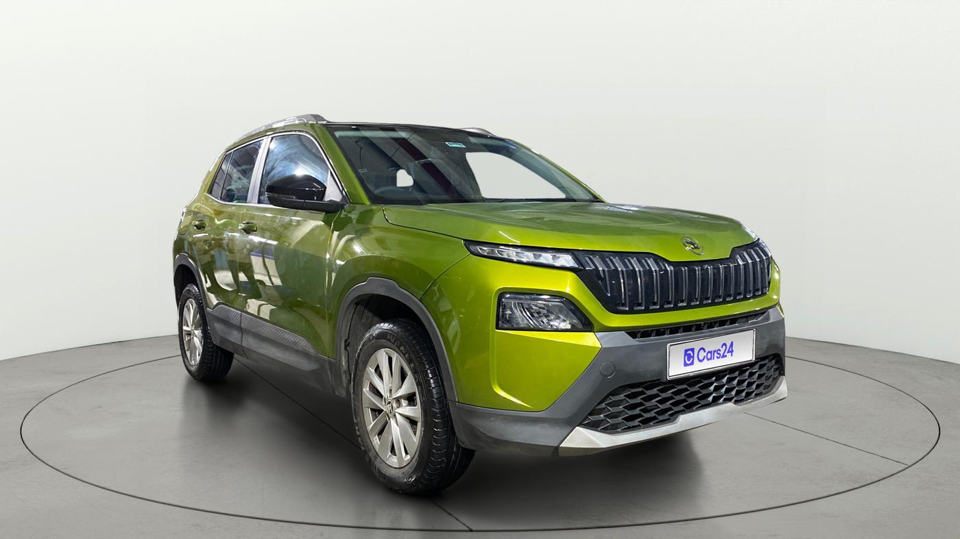 2025 Skoda Kylaq Signature AT, Petrol, Automatic, 9,642 km, Right Front Diagonal