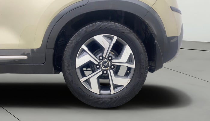 2021 KIA SONET HTX 1.5, Diesel, Manual, 98,661 km, Left Rear Wheel