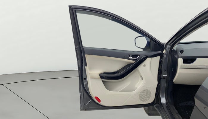 2020 Tata NEXON XZA PLUS (O) PETROL, Petrol, Automatic, 58,060 km, LHS Front Door