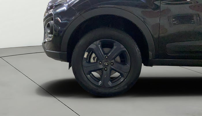 2023 Tata NEXON XZA PLUS PETROL DARK EDITION, Petrol, Automatic, 34,045 km, Left Front Wheel