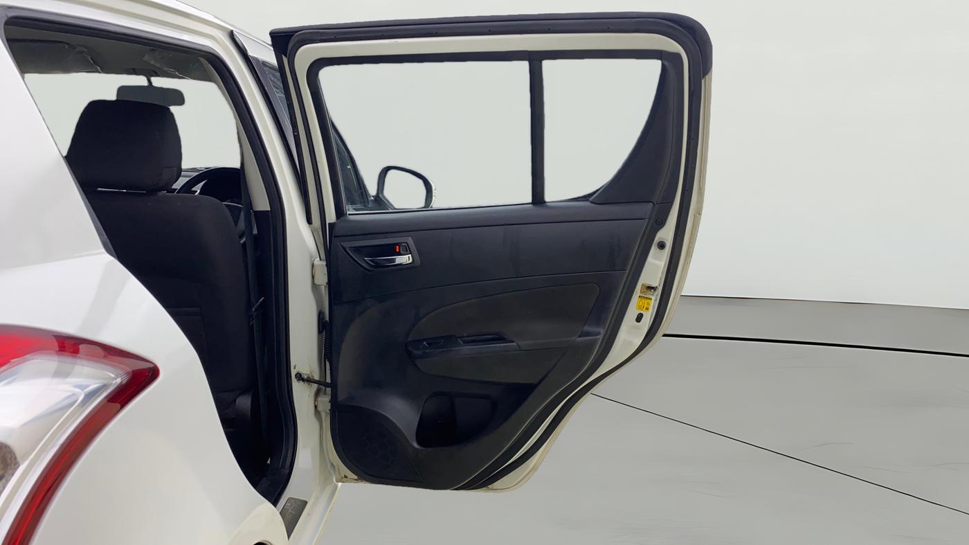 2015 Maruti Swift VXI, Petrol, Manual, 58,070 km, RHS Rear Door