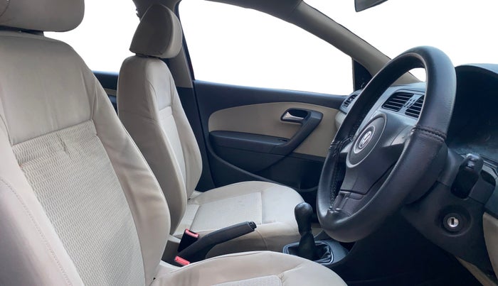 2013 Volkswagen Polo COMFORTLINE 1.2L, Diesel, Manual, 72,951 km, Right Side Front Door Cabin