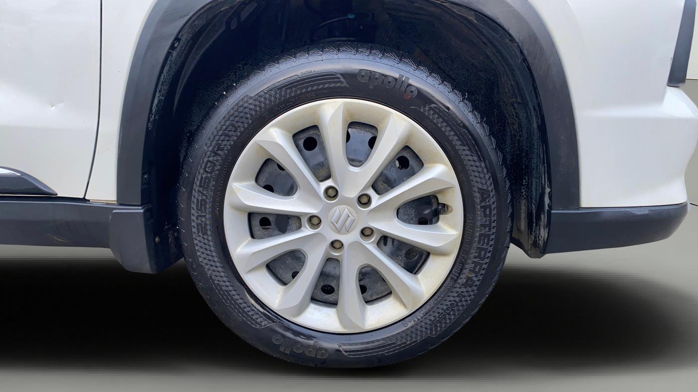 2023 Maruti Grand Vitara DELTA SMART HYBRID, Petrol, Manual, 13,745 km, Right Front Wheel