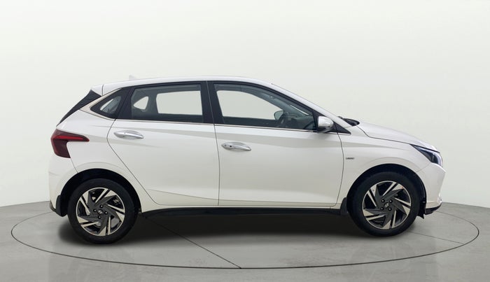 2022 Hyundai NEW I20 ASTA (O) 1.2 AT, Petrol, Automatic, 11,797 km, Right Side View