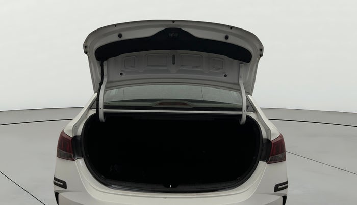 2022 Hyundai Verna SX (O) 1.5 VTVT IVT, Petrol, Automatic, 42,753 km, Boot Door Open