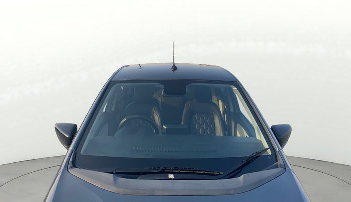 2022 Tata ALTROZ XT DIESEL, Diesel, Manual, 32,769 km, Front Windshield