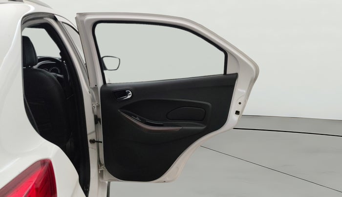 2019 Ford FREESTYLE TITANIUM 1.2 PETROL, Petrol, Manual, 56,903 km, RHS Rear Door