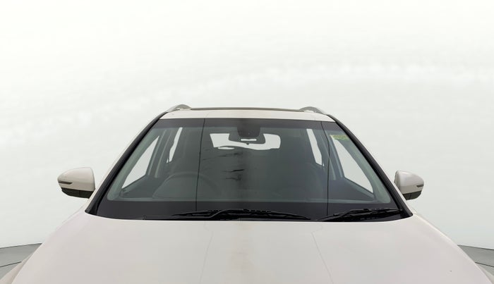 2020 MG HECTOR SHARP 1.5 DCT PETROL, Petrol, Automatic, 38,862 km, Front Windshield