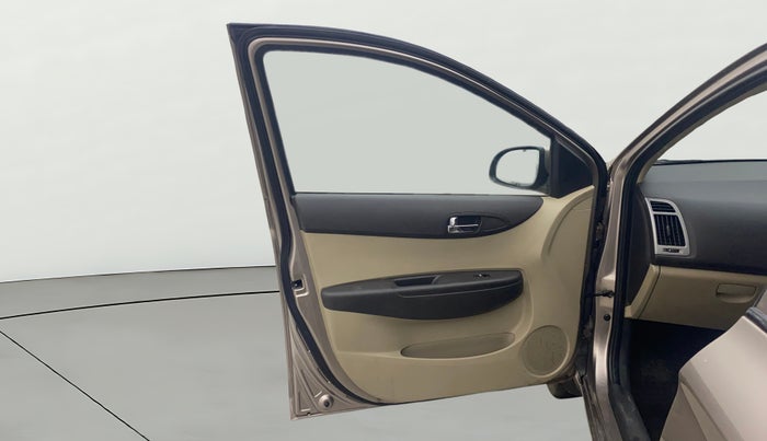 2012 Hyundai i20 MAGNA (O) 1.2, Petrol, Manual, 71,643 km, LHS Front Door