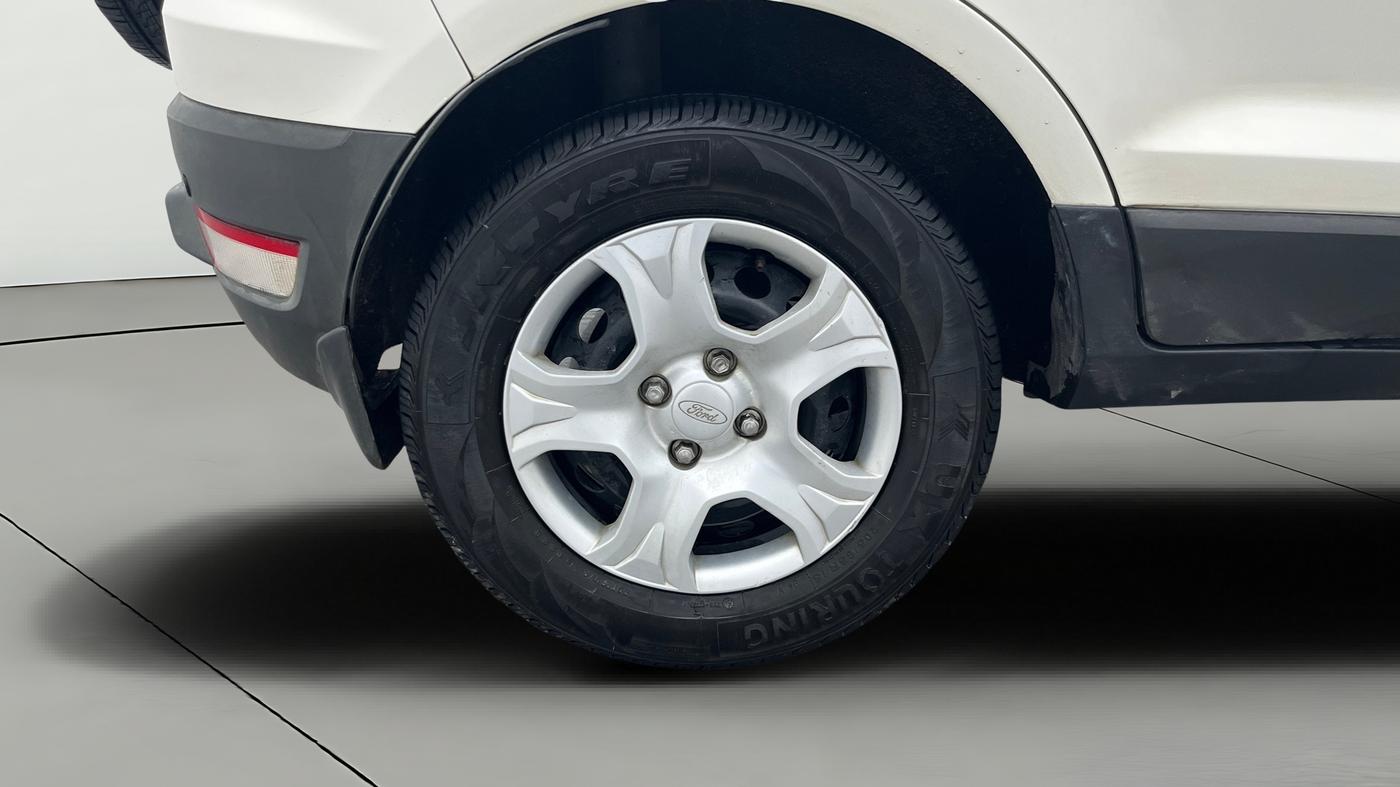 2016 Ford Ecosport TREND 1.5L PETROL, Petrol, Manual, 1,02,201 km, Right Rear Wheel