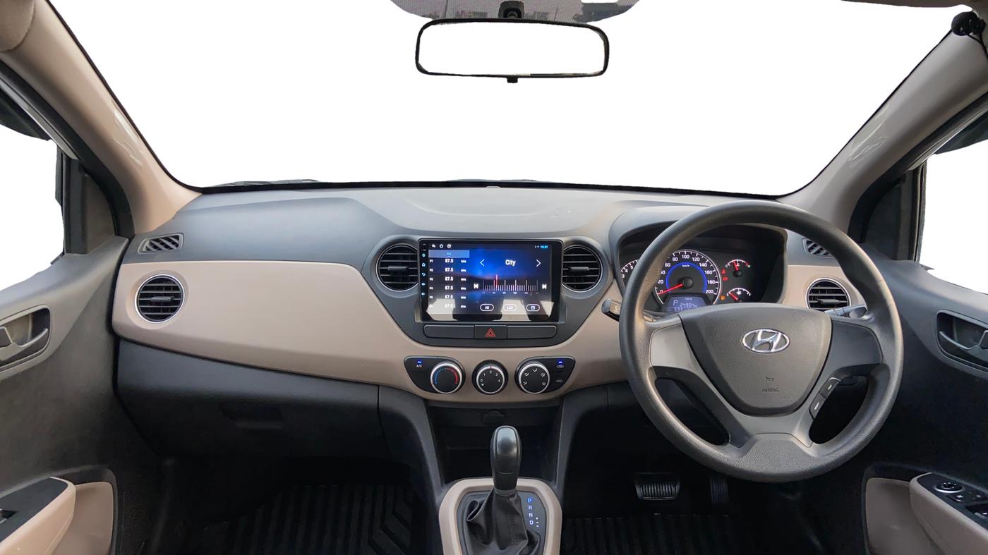 2017 Hyundai Grand i10 MAGNA AT 1.2 KAPPA VTVT, Petrol, Automatic, 53,296 km, Dashboard