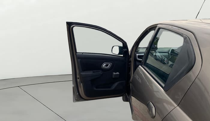 2021 Datsun Go T, Petrol, Manual, 29,294 km, LHS Front Door