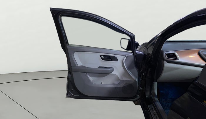 2020 Tata ALTROZ XT PETROL, Petrol, Manual, 39,336 km, LHS Front Door