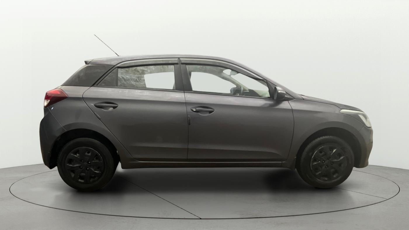 2017 Hyundai Elite i20 SPORTZ 1.2, Petrol, Manual, 43,581 km, Right Side View