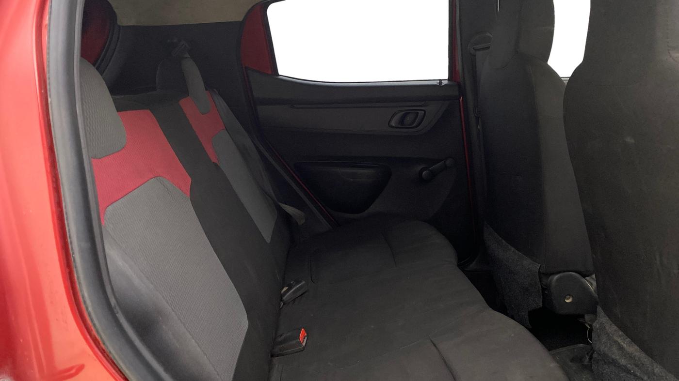 2018 Renault Kwid RXT 0.8, CNG, Manual, 1,24,087 km, Right Side Rear Door Cabin