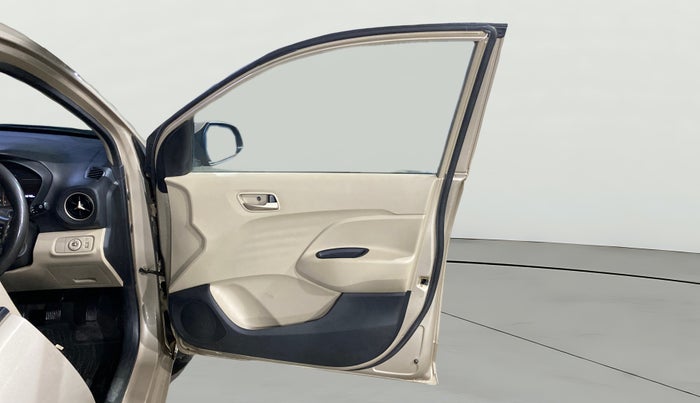 2021 Hyundai NEW SANTRO ASTA MT, Petrol, Manual, 56,782 km, RHS Front Door