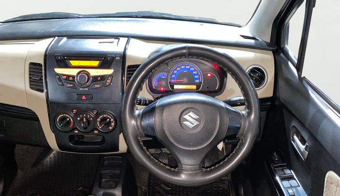 2017 Maruti Wagon R 1.0 VXI, Petrol, Manual, 26,069 km, Steering Wheel Close Up